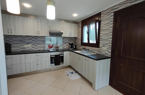 Calafat Cottage | Villa tranquille avec piscine au bord de la Costa Dorada