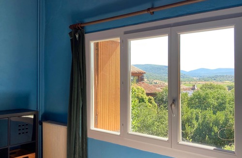 Brissac Villa | Villa Tranquille between sea and mountains