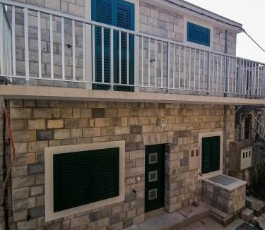 Kremena Apartment | Villa Tri sulara