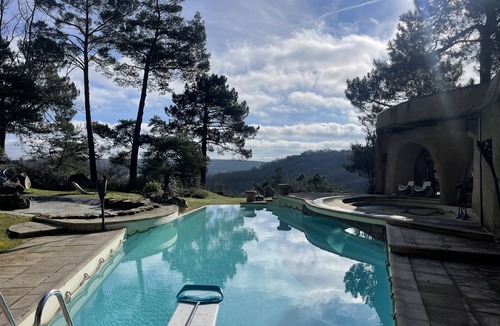 Chevreuse Villa | Villa Troglodyte d Architecte