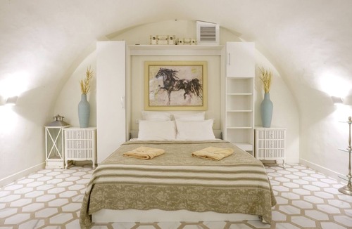 Old Town House | Villa Tropez