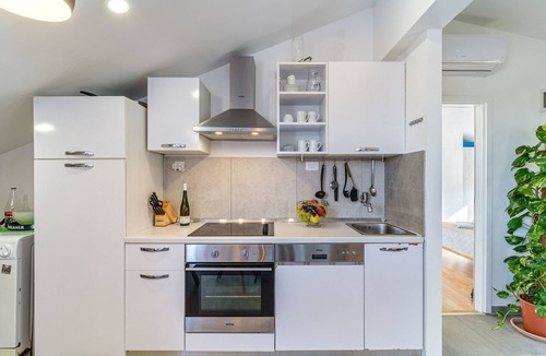 Bobovisca House | Villa Tudor mit atemberaubender Aussicht by Interhome