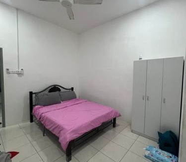 Kampung Tohor House | Villa Umar Home Stay