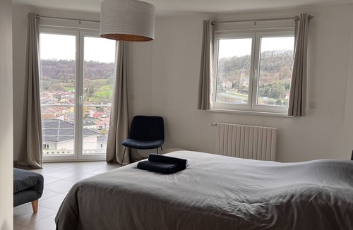 Montenach Villa | Villa under the vines