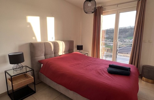 Montenach Villa | Villa under the vines