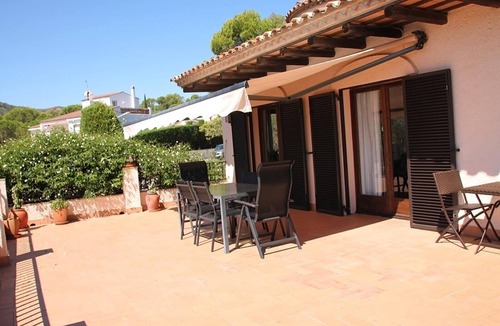 La Torre Vella Villa | "Villa Urgell" with Pool, Wi-Fi, Terrace and Garden