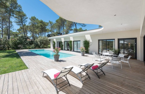 Saint-Gely-du-Fesc House | VILLA VAGUE