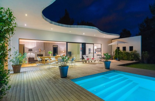 Saint-Gely-du-Fesc House | VILLA VAGUE