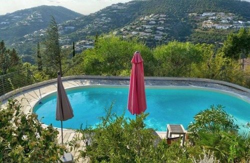 La Londe-les-Maures House | Villa Valcros Comfortable holiday residence