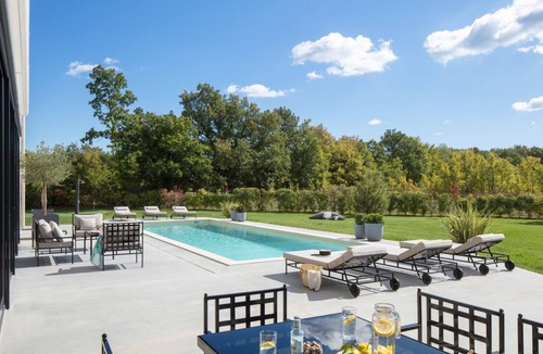 Radetici Villa | Villa Valens by Villas Guide