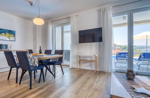 Vrbnik House | Villa Vali 2 by Interhome