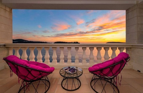 Lozica Villa | Villa Vatroslava - Private villa with pool and beach access