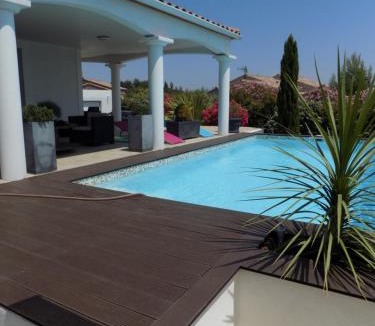 Villemoustaussou House | Villa VAYA