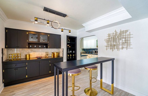 Pembroke Pines House | Villa Velvet ~ Heated Pool, Jacuzzi, Game Room & Minutes to Beaches