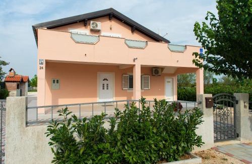 Velim Villa | Villa Verbena
