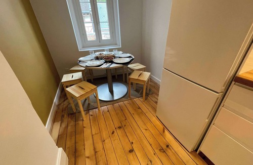 Sainte-Anne - Faubourg Noyon Apartment | Villa Vermillon 2 Suites, Parking, Center & Station