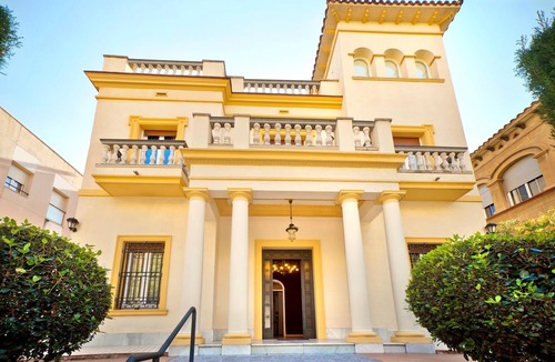 Vilapicina i la Torre Llobeta Villa | Villa Victoria Barcelona: Luxury Villa in Barcelona City