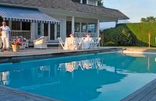 Bridgehampton Villa | Villa Victoria - Cozy Hamptons Villa
