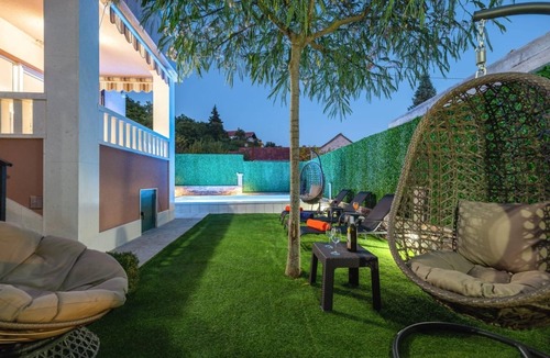 Muc Villa | Villa Viktoria with private swimming pool