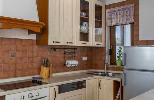 Nedescina Villa | Villa Vinci with swimming pool & playground