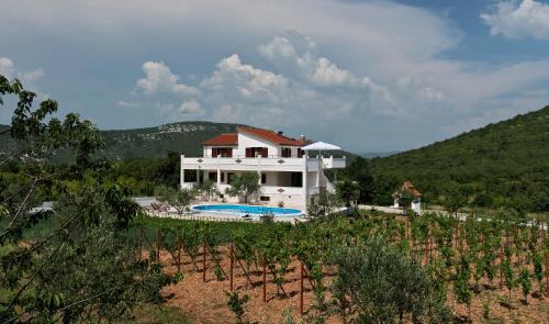 Prapatnica Villa | Villa Vinea