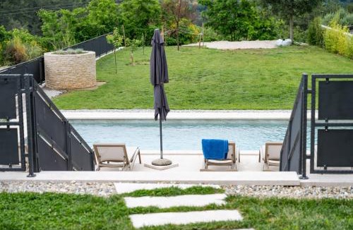 Vinez Villa | Villa Violetta Residence by 22Estates