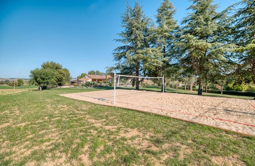 Faudoas Villa | Villa Virginie Gîte 1 – Spacious Air-Conditioned House with Heated Pool and Spa