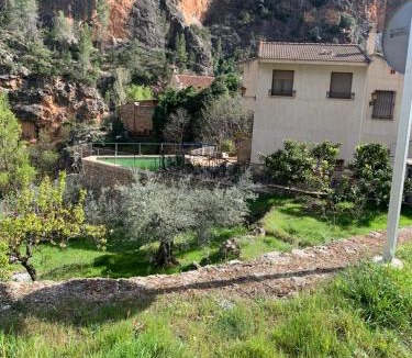 Ayna House | Villa Virtudes Ayna