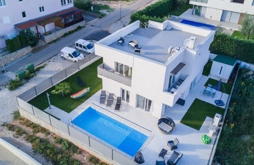 Karigador Villa | Villa Virtus in Karigador with private pool for rent