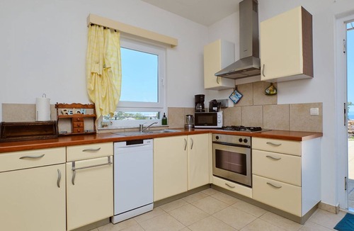 Lukovo Villa | Villa Vissum with pool&sea view by Villas Guide