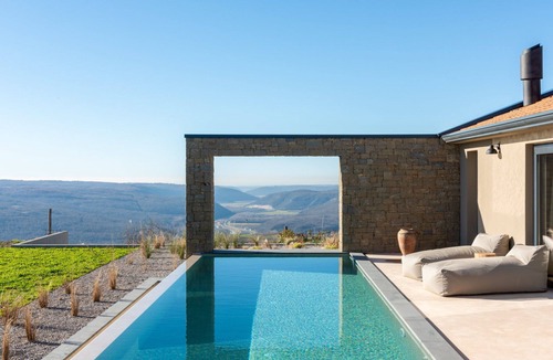 Groznjan Villa | Villa Vista Verde with Pool