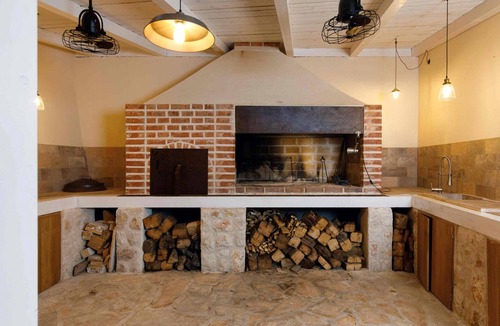 Zarace Villa | Villa Vito: tradition of the Mediterranean with modern, urban details. Hipster!