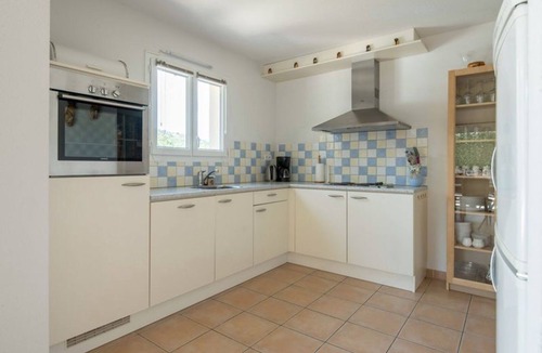 Vallon-Pont-d'Arc Villa | Villa Vivre for 8 with private pool