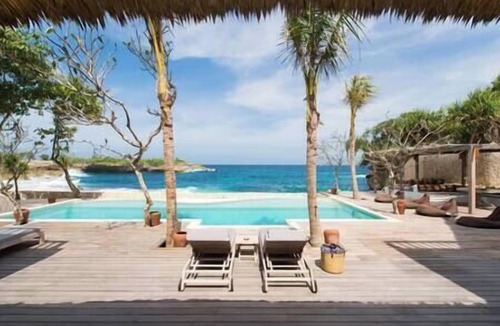 Mushroom Bay Villa | Villa Voyage | Private 5BR Oceanfront Villa Lembongan