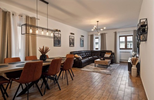 Vrata Villa | Villa Vrata