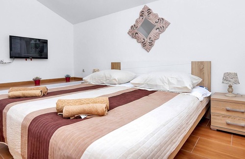 Krvavica Villa | Villa W / View / Private Pool / Free Parking id: nadea