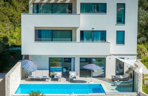 Zaton Villa | Villa White Lady by Villas Guide