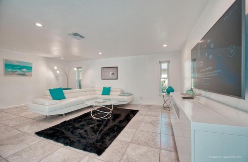 Caloosahatchee Villa | Villa White Shell - beautiful 4 bedroom holiday villa with great boat access