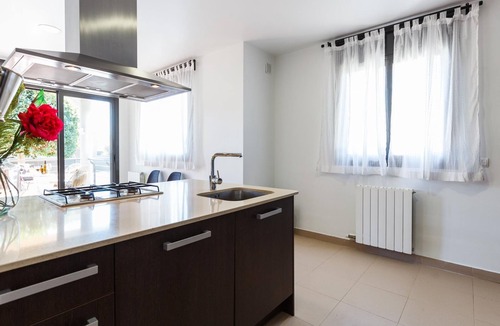 Salou Villa | Villa Wine Experience Salou Center with Private pool, Bbq, Spa, Cellar and Games