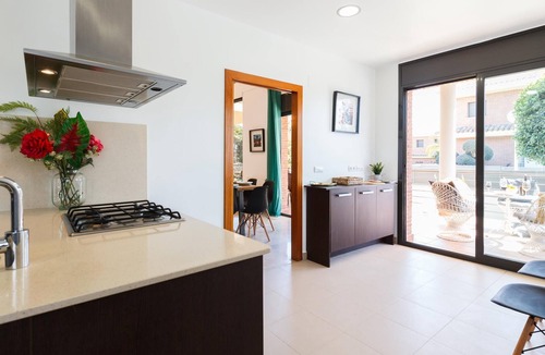 Salou Villa | Villa Wine Experience Salou Center with Private pool, Bbq, Spa, Cellar and Games