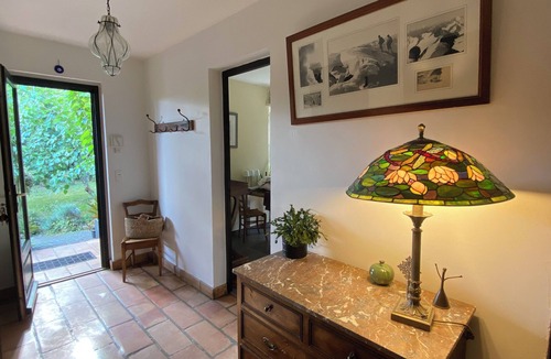 Saint-Just-Chaleyssin Villa | Villa with pool and garden - 30' from Lyon