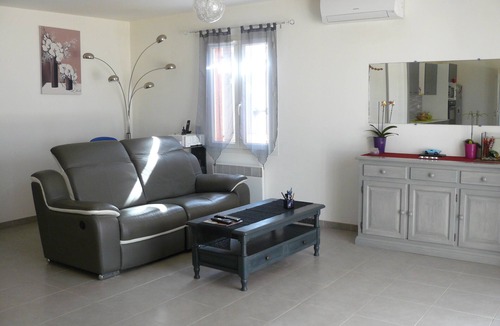 Saint-Marcel-sur-Aude House | villa with pool on fenced plot