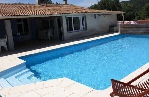 Viols-le-Fort Villa | Villa with 10x5 pool on enclosed grounds and covered terraces