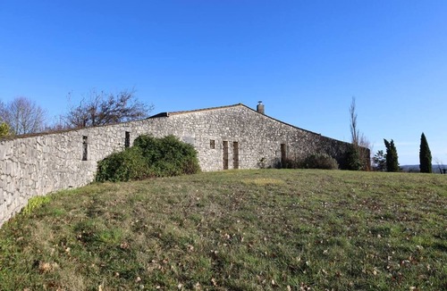 Tombeboeuf Villa | Villa with 360° view on a quiet hill