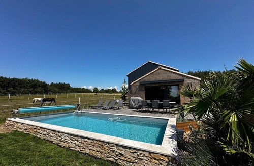 Villeneuve-en-Retz Villa | villa with 4 bedrooms, 2 bathrooms and private swimming pool