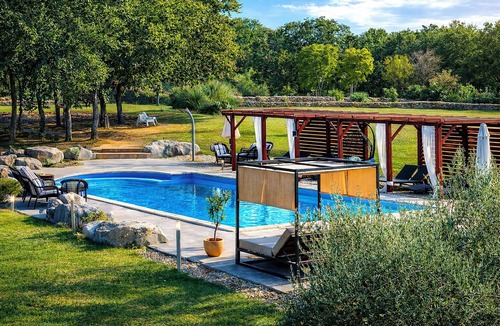 Divsici Villa | Villa with 9 bedrooms for 22 people STANCIJA NEGRICANI