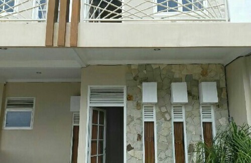 Ngaglik Villa | Villa,with a mountains view thats have a perfect place in the heart of Batu city