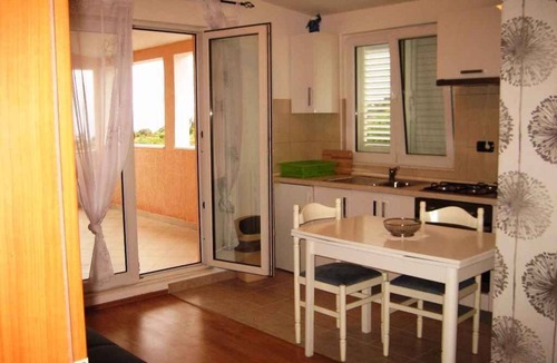 Dvornica Villa | Villa with air conditioning, terrace and outdoor pool