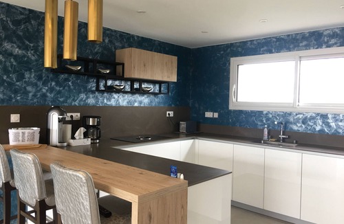 Barneville-Carteret Villa | Villa with heated indoor pool