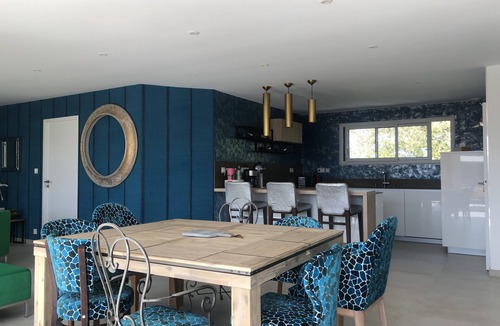 Barneville-Carteret Villa | Villa with heated indoor pool